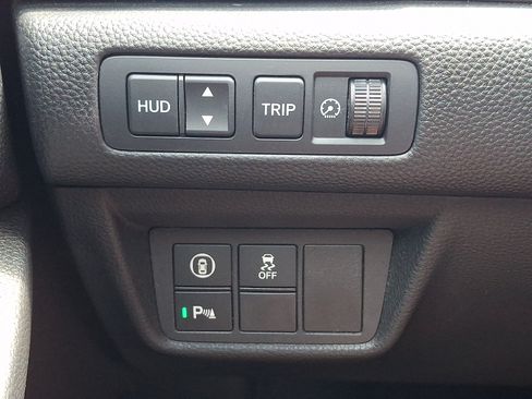 Used 2019 Honda Accord Touring image 24