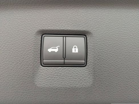 New 2026 INFINITI QX60 Luxe w/ Family Package AWD/4WD image 14