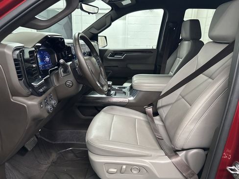 Used 2024 Chevrolet Silverado 1500 LTZ w/ Technology Package image 21