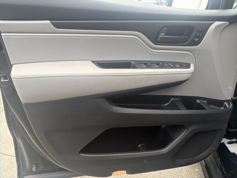 Used 2019 Honda Odyssey EX-L image 7