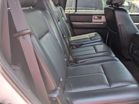 Used 2017 Ford Expedition Limited image 6
