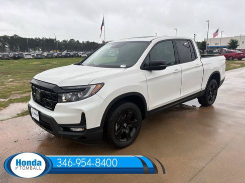 New 2026 Honda Ridgeline Black Edition image 3