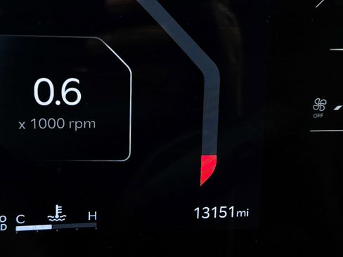 Certified 2025 Kia K4 EX image 32