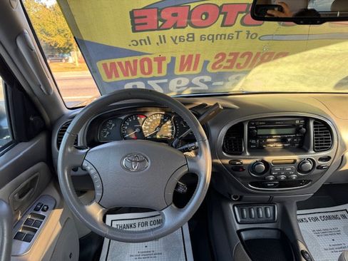 Used 2007 Toyota Sequoia Limited image 11