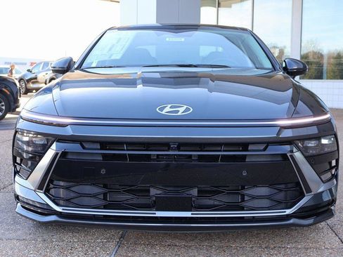 New 2026 Hyundai Sonata Limited image 8