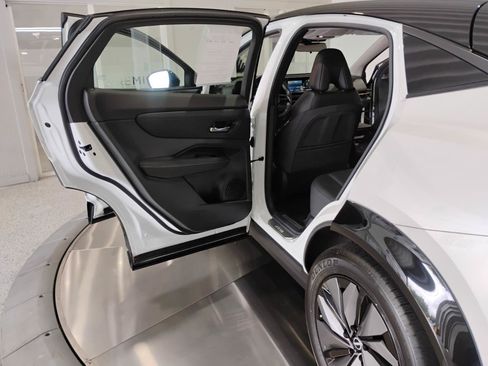 Used 2024 Nissan Ariya AWD image 76