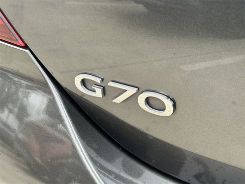 Used 2025 Genesis G70 2.5T image 12
