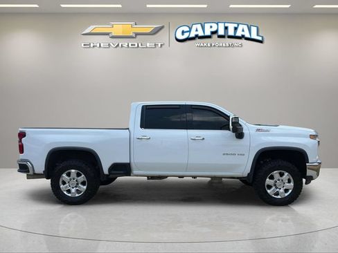 Used 2021 Chevrolet Silverado 2500 LTZ w/ LTZ Premium Package AWD/4WD image 11