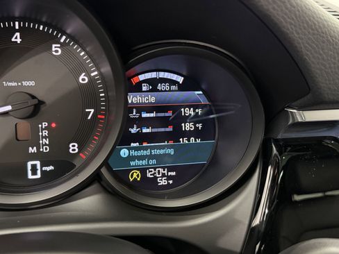 Certified 2025 Porsche Macan image 54