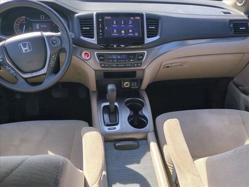 Used 2016 Honda Pilot EX image 16