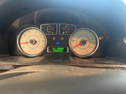 Used 2009 Ford Taurus Limited FWD image 27