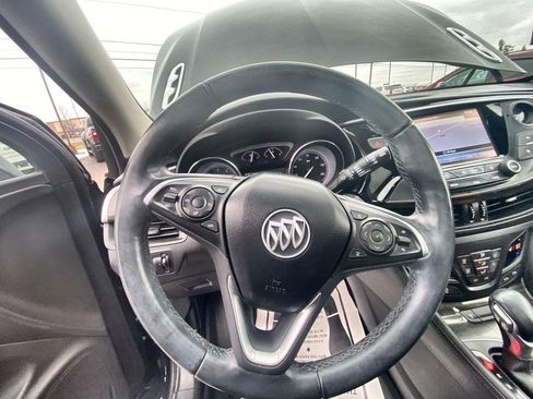 Used 2020 Buick Envision Essence image 33