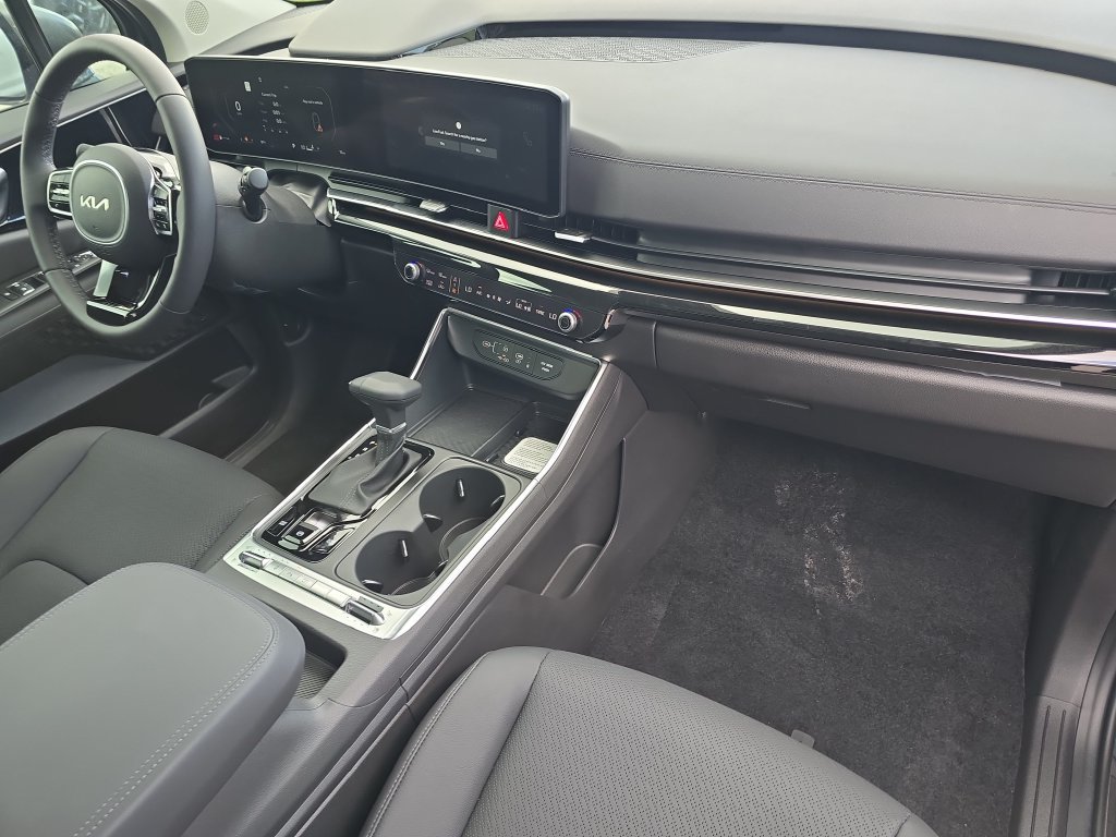 New 2026 Kia Carnival SX Prestige FWD image 12
