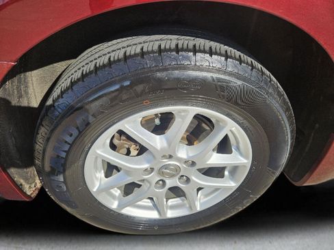 Used 2017 Chrysler Pacifica Touring FWD image 26