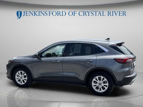 Certified 2023 Ford Escape Active w/ Cold Weather Package FWD image 9