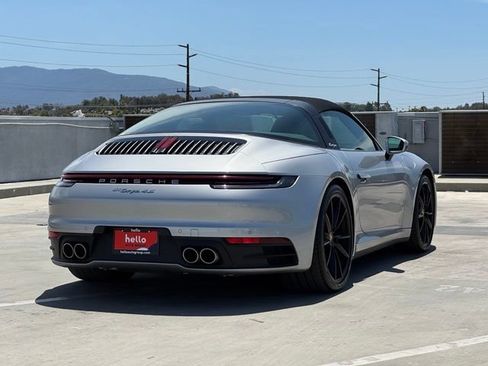 Used 2021 Porsche 911 Targa 4S AWD/4WD image 33
