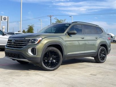 New 2026 Volkswagen Atlas SE