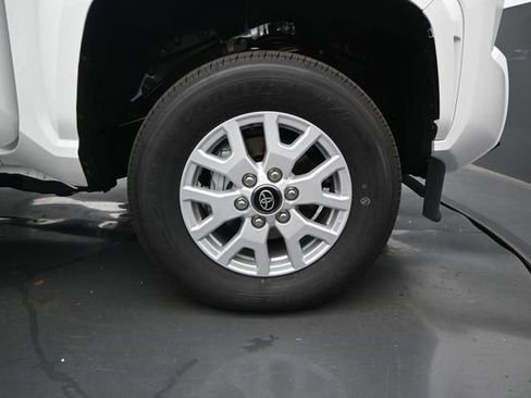 New 2026 Toyota Tacoma SR5 AWD/4WD image 15