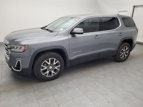 Used 2020 GMC Acadia SLE image 2