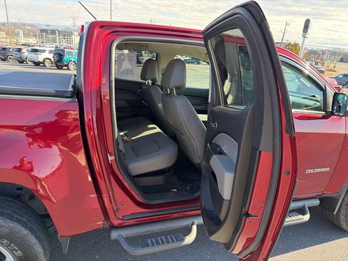 Used 2018 Chevrolet Colorado LT w/ Luxury Package, Chrome image 21