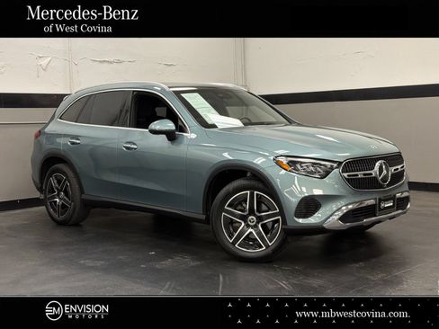 Certified 2026 Mercedes-Benz GLC 300 image 1