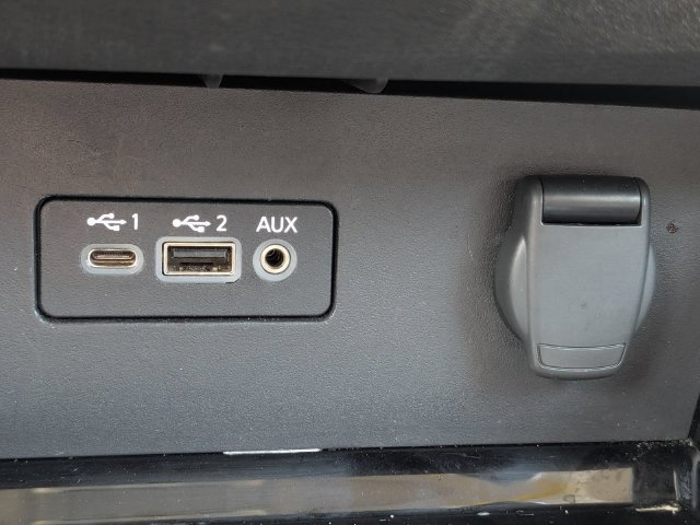 Used 2025 Nissan Altima 2.5 SR FWD image 26