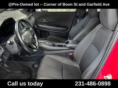 Used 2020 Honda HR-V Sport image 13