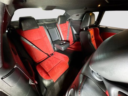 Used 2016 Dodge Challenger R/T Scat Pack RWD image 19