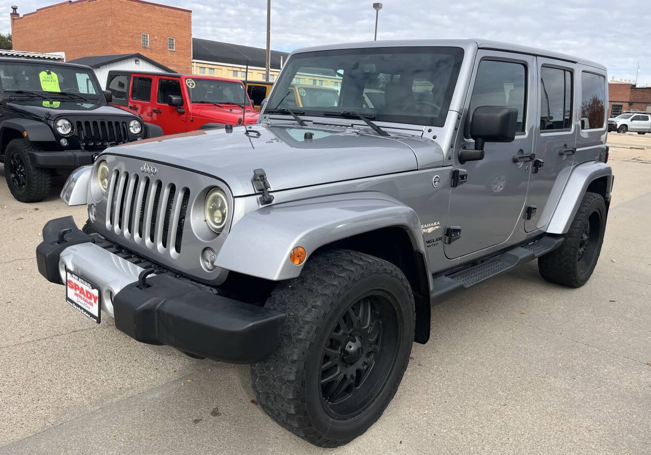 Used 2015 Jeep Wrangler Unlimited Sahara w/ Dual Top Group AWD/4WD image 3