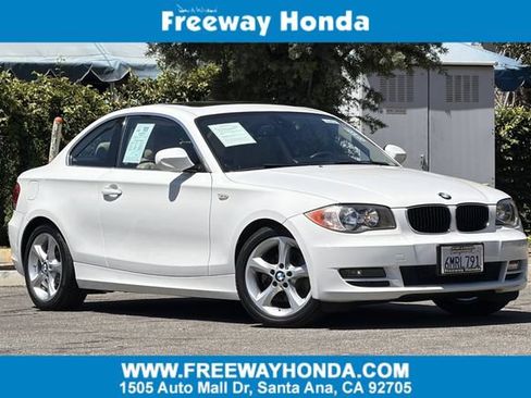 Used 2011 BMW 128i Coupe RWD image 1