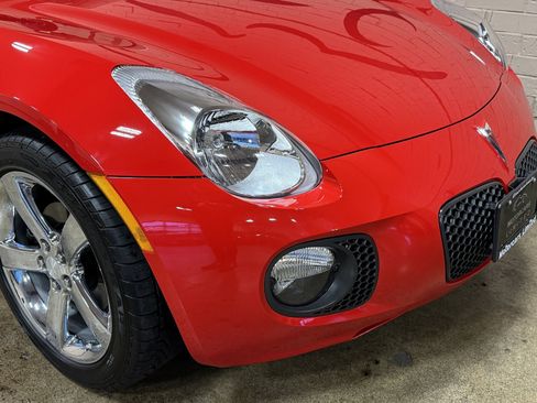 Used 2008 Pontiac Solstice GXP w/ Premium Package image 17