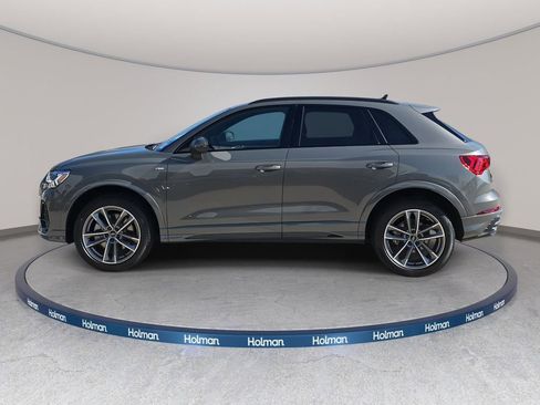Certified 2025 Audi Q3 2.0T Premium w/ Convenience Package image 6