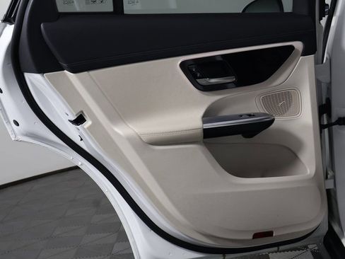 Certified 2023 Mercedes-Benz GLC 300 image 13