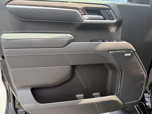 New 2026 Chevrolet Silverado 1500 LT Trail Boss w/ LT Trail Boss Premium Package AWD/4WD image 10