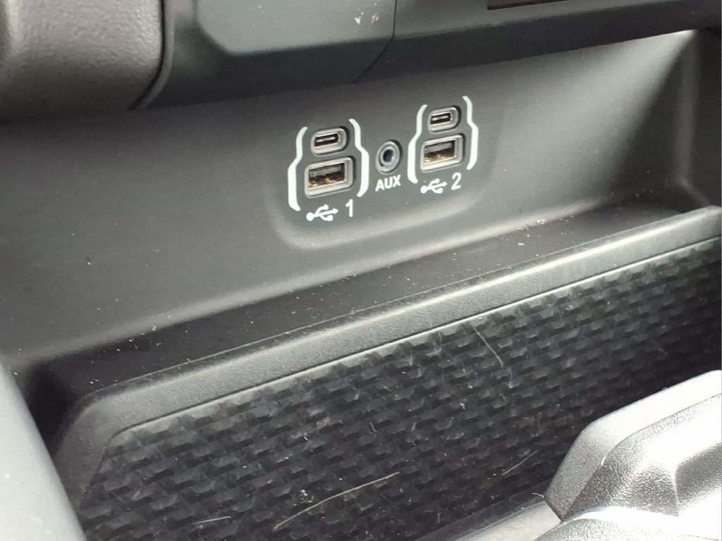 Used 2022 RAM 1500 Big Horn AWD/4WD image 12