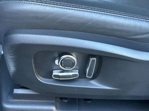 Used 2024 Land Rover Defender 130 Outbound image 17