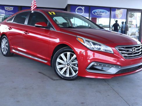 Used 2017 Hyundai Sonata Sport image 3
