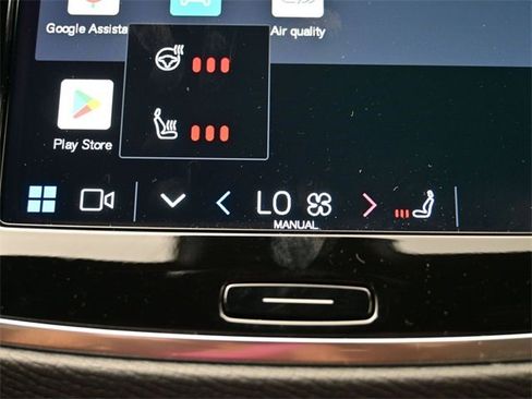 Used 2024 Volvo XC90 B6 Plus w/ Protection Package Premier image 22