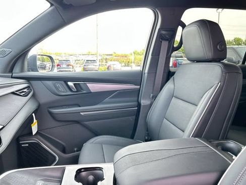 New 2026 Buick Enclave Preferred w/ Power Package FWD image 34