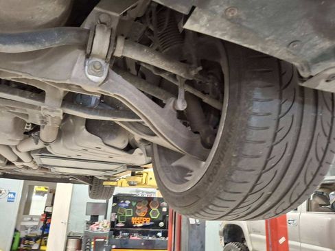 Used 2011 Chevrolet Corvette Grand Sport w/ Preferred Equipment Group image 17