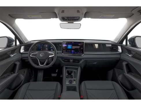 New 2026 Volkswagen Tiguan SE AWD/4WD image 8