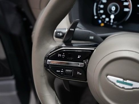 Used 2025 Aston Martin DBX 707 image 29