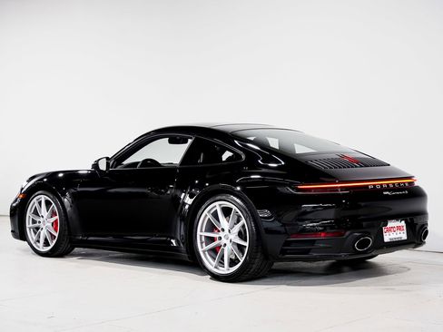 Used 2022 Porsche 911 GT3 RS image 8