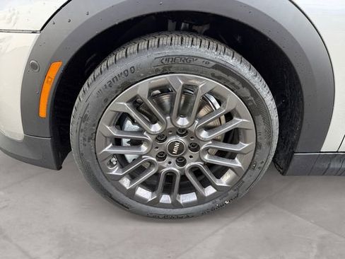 New 2026 MINI Cooper 2-Door Hardtop FWD image 14
