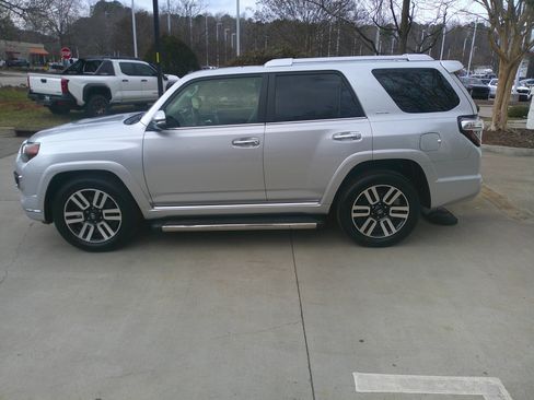 Used 2023 Toyota 4Runner Limited image 8