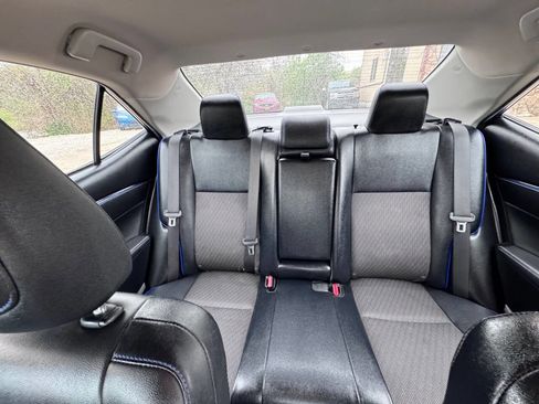 Used 2018 Toyota Corolla SE image 27