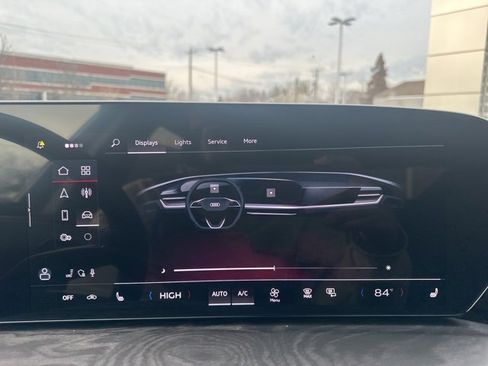 New 2025 Audi Q5 Premium image 28