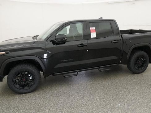 New 2026 Toyota Tundra Limited AWD/4WD image 30