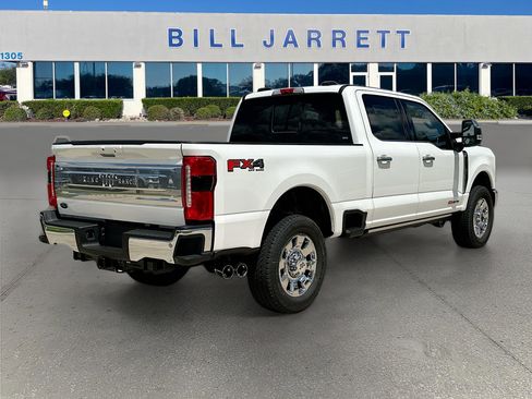 New 2026 Ford F250 4x4 Crew Cab Super Duty image 4