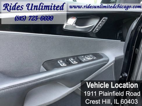 Used 2019 Kia Sorento SX image 19